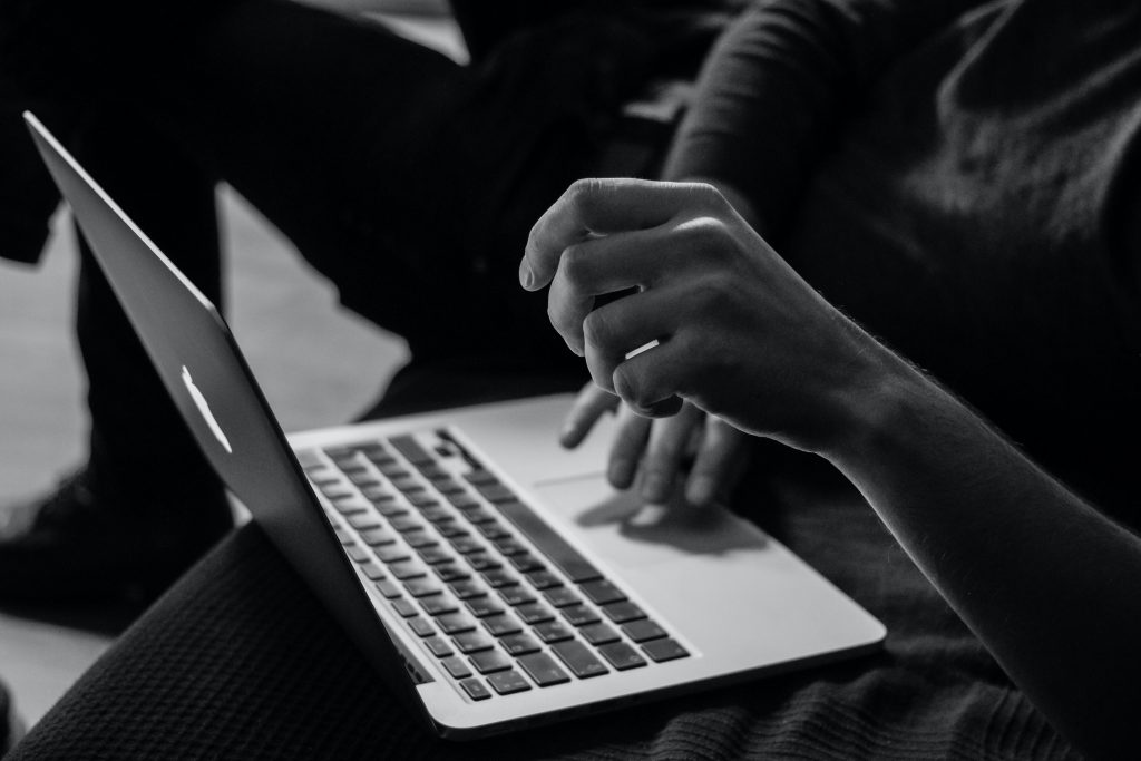 https://www.technologyford.com/online-betting-safety-tips/